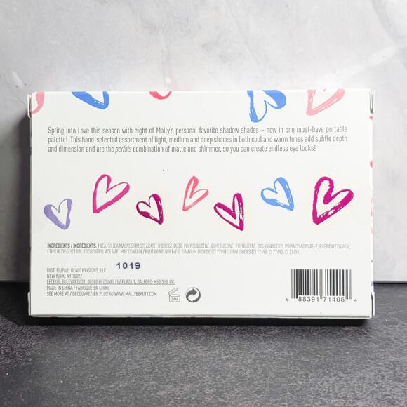 Mally New Spring Into Love eyeshadow palette full size 14.8 g - Picture 3 of 8